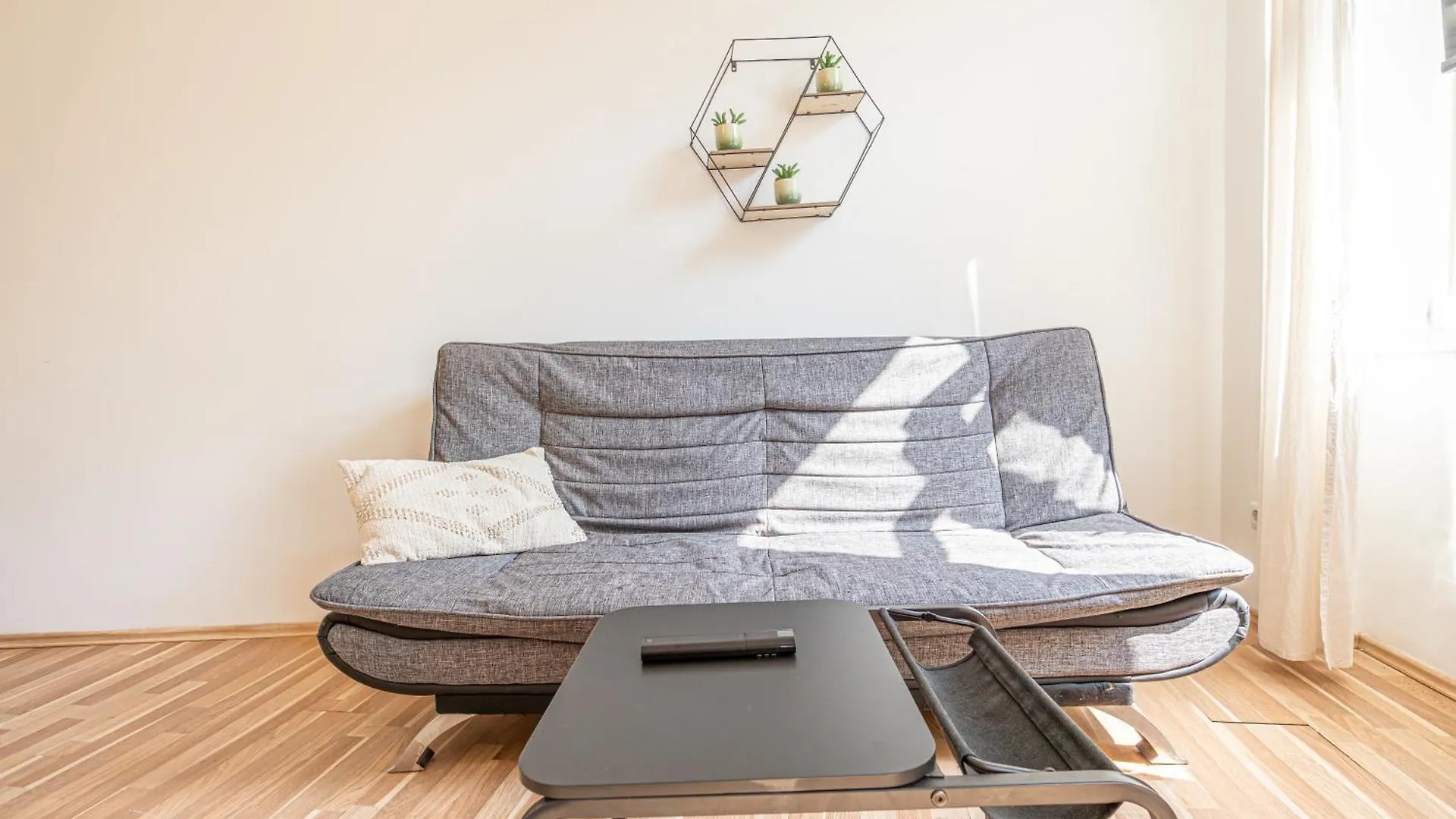 Apartment Inviting Economy 1Br Apt. With The Best Location Vienna