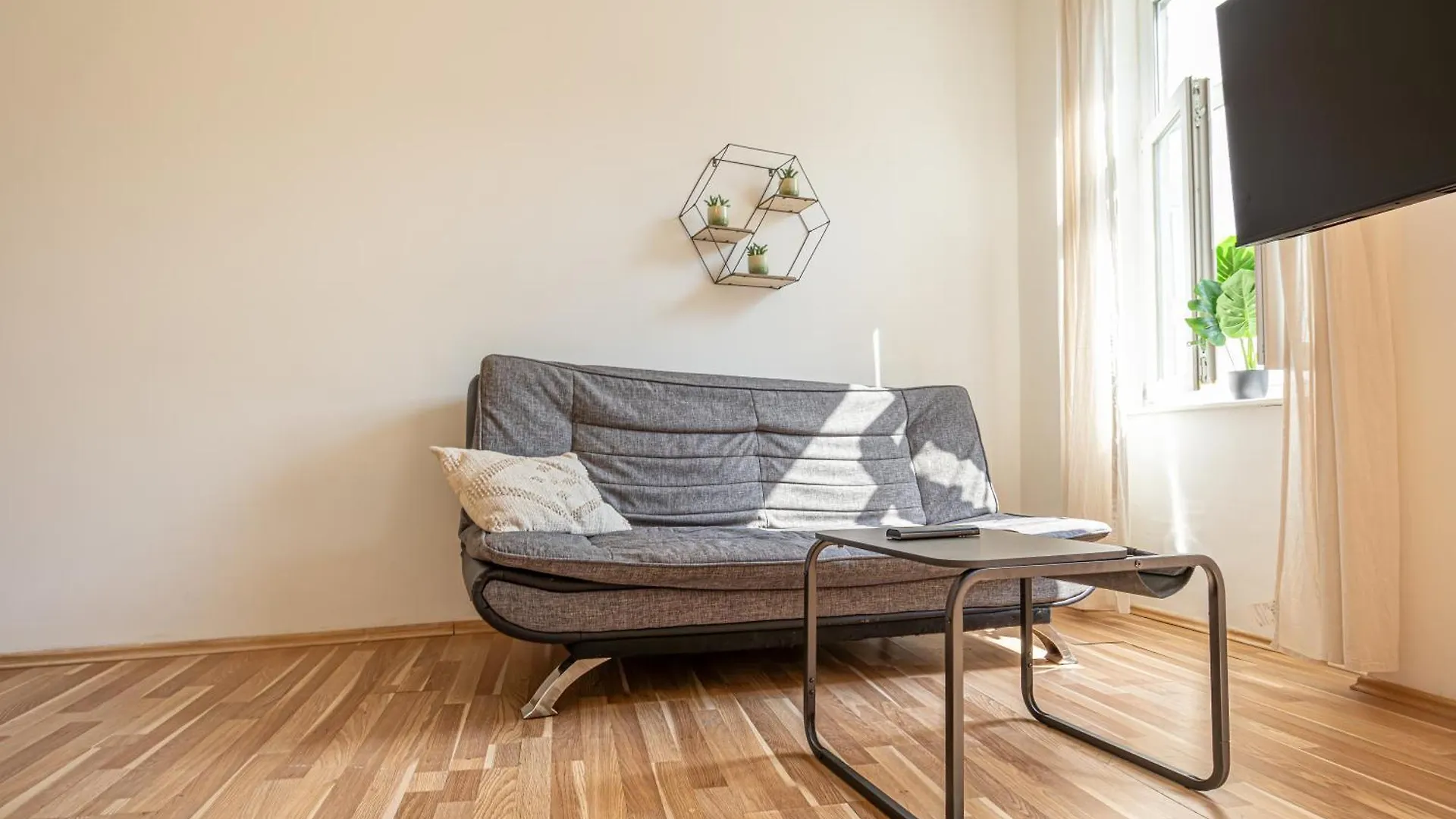Inviting Economy 1Br Apt. With The Best Location Vienna 0*,  Austria