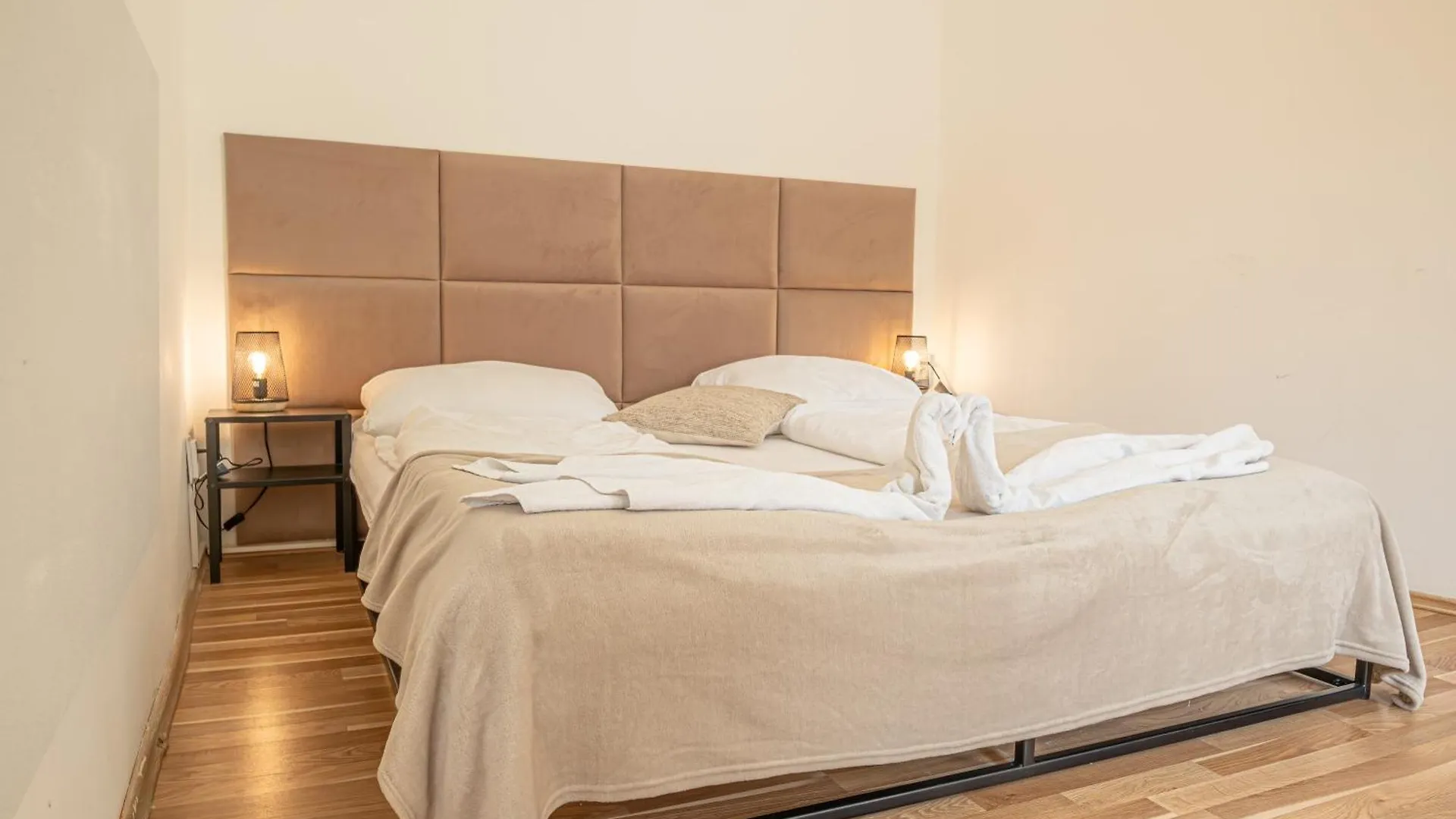 Inviting Economy 1Br Apt. With The Best Location Vienna Apartment