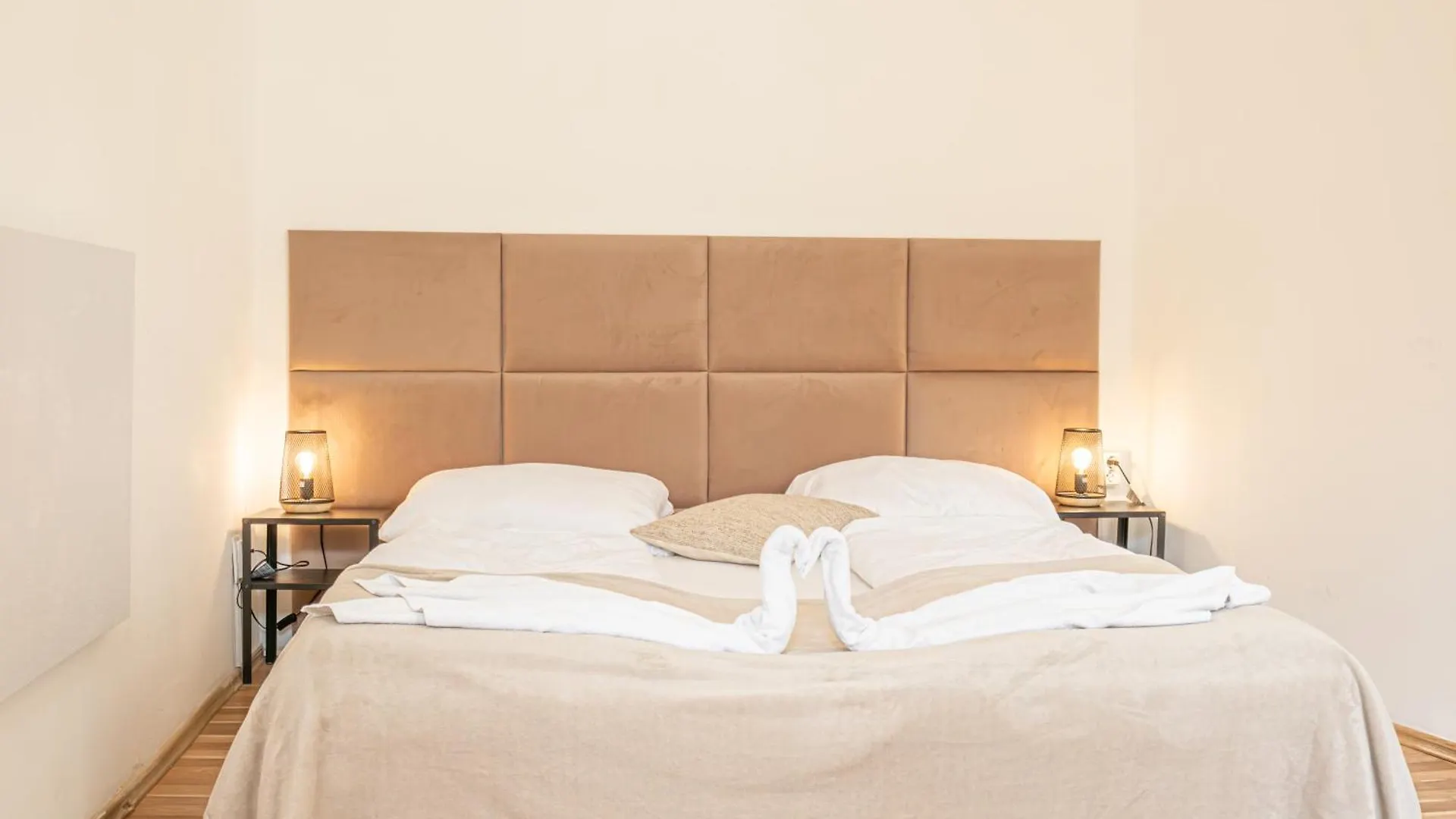 Inviting Economy 1Br Apt. With The Best Location Wenen Oostenrijk